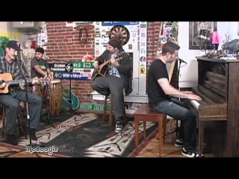 JON WAYNE AND THE PAIN "One More Trip" - acoustic @ the MoBoogie Loft