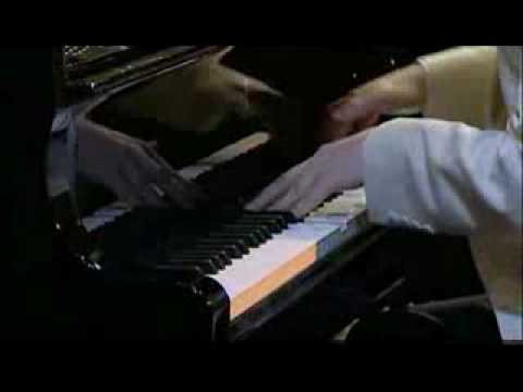 Evgeny Kissin plays Liszt-Liebestraume no.3 "O lieb" in As