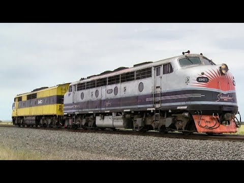Streamlined SSR EMD Diesel Locomotives B61 & GM10 (15/11/2017) - PoathTV Australian Trains