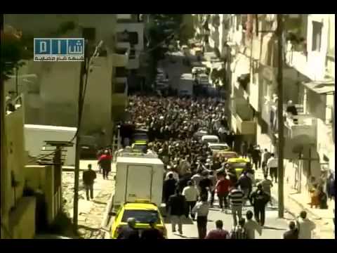مظاهرة في مدينة اللاذقية في جمعة "الإصرار"