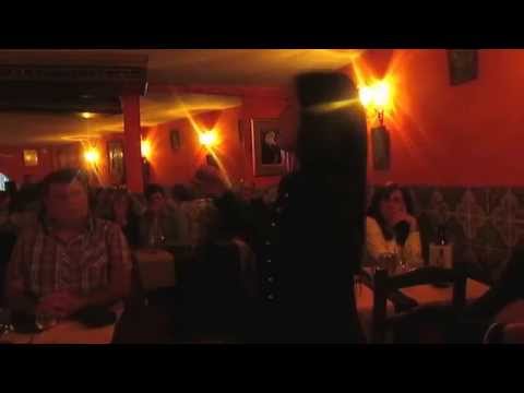 RUTE SANTOS FADO, ACTUOU NO RESTAURANTE RAMPINHA, , NA RUA DE Sta CATARINA NO PORTO