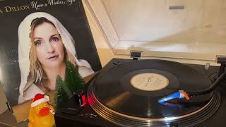 Cara Dillion - The Holly and the Ivy