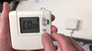 How to re-bind a Honeywell DTS92E Thermostat & BDR91 Relay Box