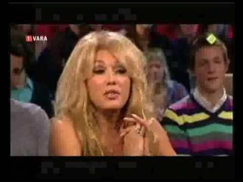 DWDD - Theo Maassen vs Patricia Paay - Deel 1