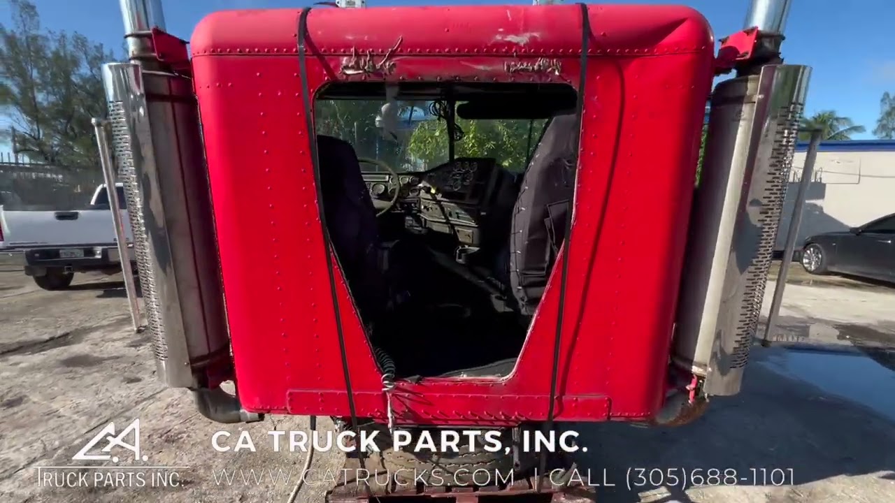 1999 Freightliner Classic XL CAB For Sale | CA Truck Parts INC Stock # 9557