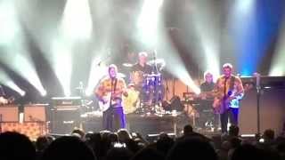 The (amazing) SUNNYboys play 'Alone With You' at the Enmore in Sydney March 14, 2015