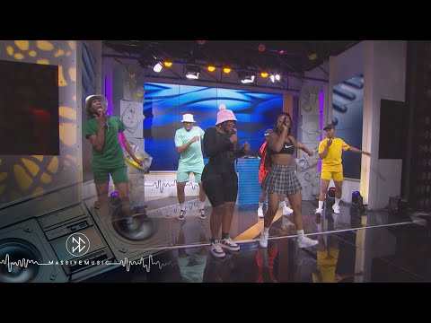 Busiswa and Kamo Mphela Perform ‘Sbwl’ — Massive Music | Channel O
