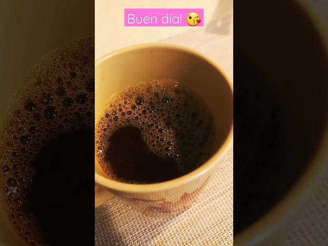 Vídeo relacionado con Taza Harry Potter Hogwarts - Cerámica 444 ml, Regalos | Tazas de Café y Desayuno: Merchandising Oficial