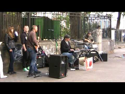 Уличные музыканты на Арбате ("Арбат-Бит")