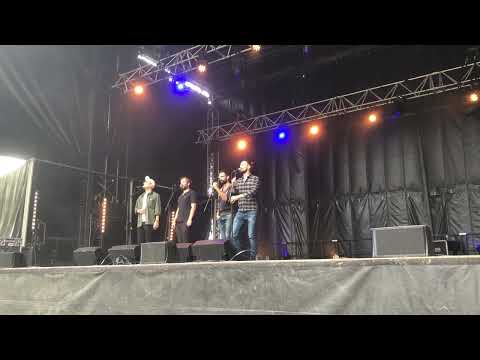 Laret Hi - Festival d’Arvor