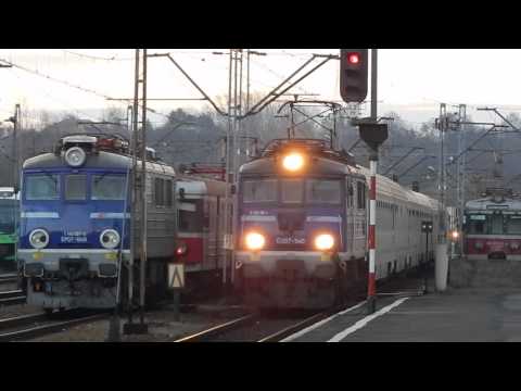 EU07-540 + IC KOSSAK z Przemyśla do Wrocławia wjeżdża na dworzec Rzeszów Gł. 22.12.2015