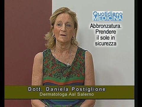 Centro di lentiggini di risposte di sviluppo Quello che i mezzi sono più efficaci per candeggiare della persona