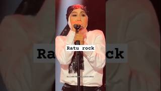 Download lagu Ratu rock #ella #sepisekuntummawarmerah #musik #lagu #lagurockjadul #rock #rockmusic mp3