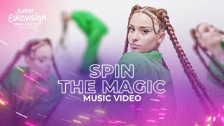 Kadr z teledysku Spin The Magic (Junior Eurovision 2022) tekst piosenki Maléna