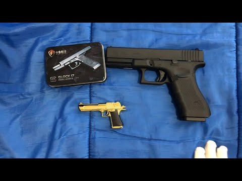 Glock 17 mini vs glock 17 scale 1:1