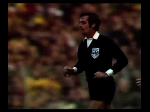 11/10/1975 European Championship Qualifier WEST GERMANY v GREECE