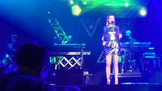 Sandra van Nieuwland - Hunter - All You Need is Love concert