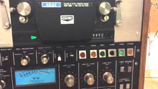 Video thumbnail for Akai GX-400D Reel To Reel Tape Player Recorder by gggone1