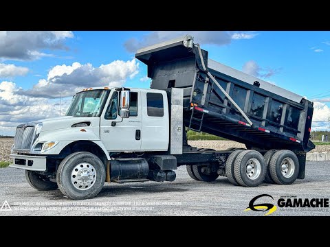 INTERNATIONAL 7400 2004