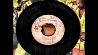 Ken Boothe - Freedom Street + Version