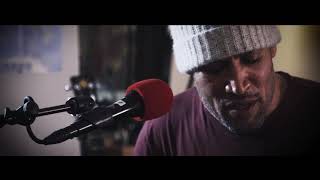 Love and trust - Ben Harper & Charlie Musselwhite