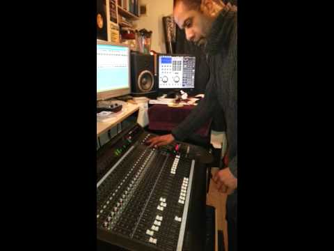 Dubskrollz meets El Indio @ Dubskrollz studio.