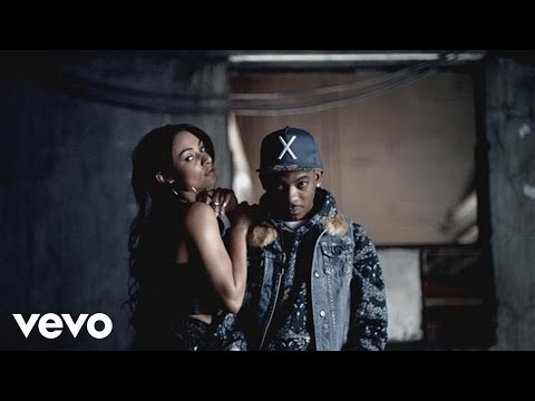TeeFLii - 24 Hours (Official Video - Clean) ft. 2 Chainz
