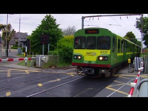 Level Crossing at Merrion Gates - Dart Train number 8337