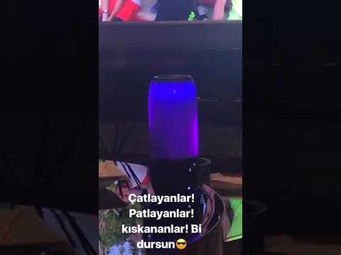 Demet Akalın Feat  Ömer Topçu - Oh Olsun