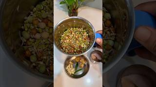 हेल्दी नाश्ता कैसे बनाये | healthy sprouts Cheela | #shorts | kabitaskitchen