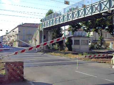Passaggio a livello a Nizza Monferrato (AT)