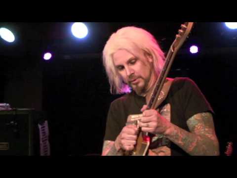 Kirk Hammett/Corey Taylor/John 5 & High On Fire jamming Sabbath 4/10/15