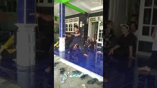 Download lagu Topeng Banjet Dewi Asmara Ijem Putra (Aa Gober) edisi Latihan mp3 Download lagu Topeng Banjet Dewi Asmara Ijem Putra (Aa Gober) edisi Latihan mp3