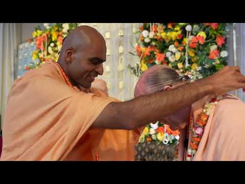 Sannyas Ceremony - Svayam Bhagavan Keshav Swami