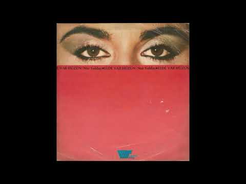 Nur Yoldaş - Tenha Gözlerinde (Girdin Hikayeme)