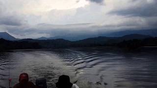 preview picture of video 'Mancing Ikan Air Tawar - Waduk Keliling'