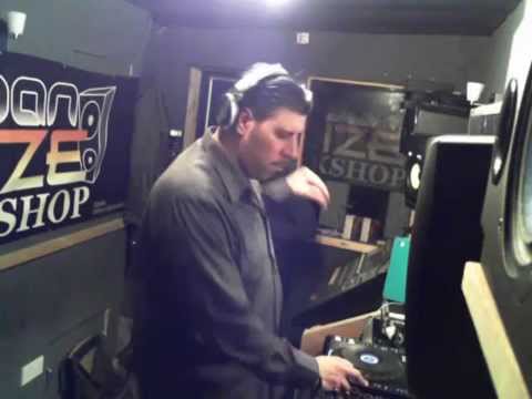 Victor Simonelli LIVE @ Urban Noize Radio