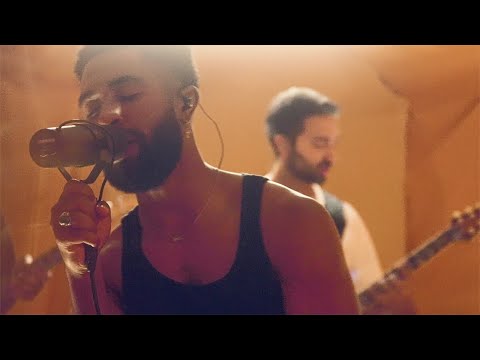 Jontha Links - every night (live from somewhere)