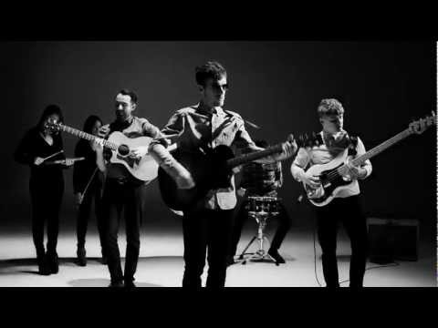 Burberry Eyewear Presents Life in Film - Carla