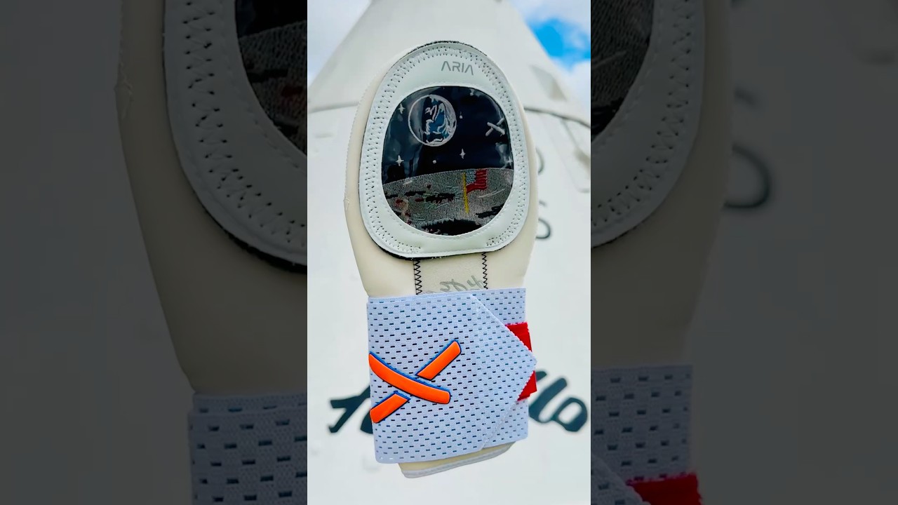 NEW Absolutely Ridiculous NASA Apollo 11 Sliding Mitt First Look!