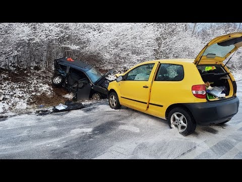 Unfall auf der B7 bei Kaufungen mit drei Schwerverletzten