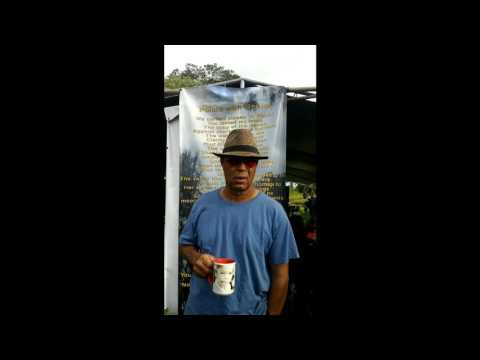 Rufus' talks about Ho'okena Beach and one of his paintings of this magical plaec in Hawaii.