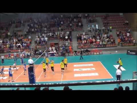 Kibice i siatkarze Stali Nysa na finale w Wałbrzychu