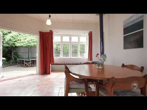 8 Mt Royal Ave, Mt Albert Auckland By Damon Elia