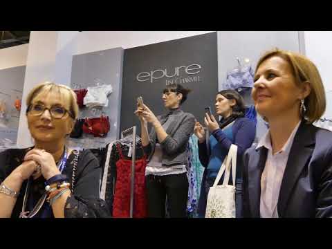 Dessou-Modenschau Lise Charmel  der Marke Antigel auf der Lingerie Messe in Paris 2017 in UHD