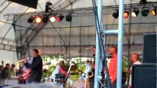 wade in the water/Mahjoun  tedeschi trucks band Appel farm