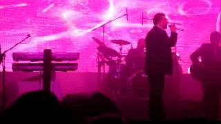 " Basta ya "Conjunto primavera   en vivo