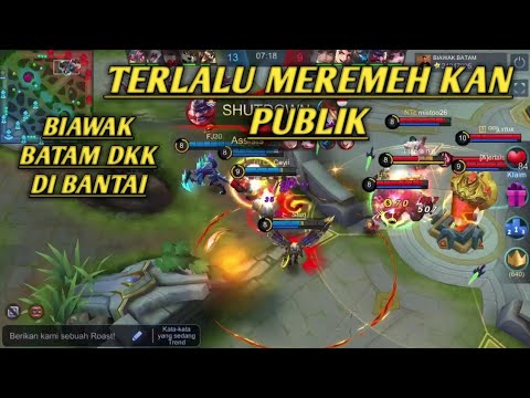 OURA SI BIAWAK BATAM DAN  MARSHA  DI BANTAI PUBLIK AUTO MALU