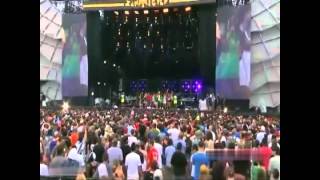 Santogold  Santigold - Creator/Hold the Line Live @Made in America Festival Philadelphia 9-2-12