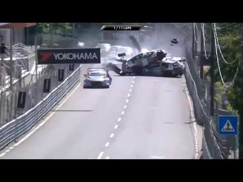 WTCR 2018 - PORTUGAL RACE 1 - MASSIVE CRASH